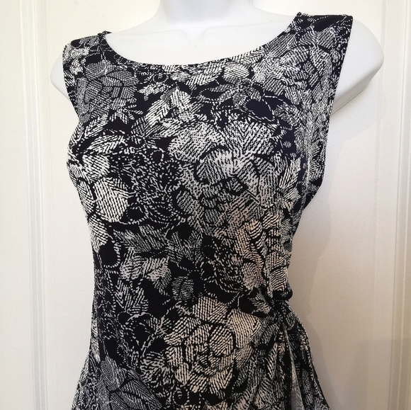 Navy blue and white floral faux wrap around dress jersey size M - Picture 9 of 13